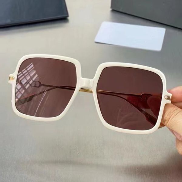 designer sunglasses 2022 new d-house frame sunglass men's and women's fashion link stars same cd sunglass for sun shading, White;black
designer sunglasses 2022 new d-house frame sunglass men's and women's fashion link stars same cd sunglass for sun shading, White;black