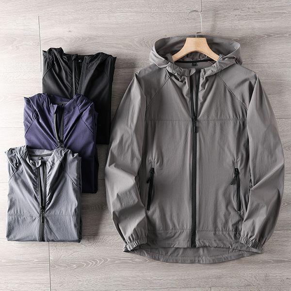 men's spring jacket waterproof windproof breathable outdoor workwear hooded jacket classic light luxury casual style functional technic, Black;brown
men's spring jacket waterproof windproof breathable outdoor workwear hooded jacket classic light luxury casual style functional technic, Black;brown