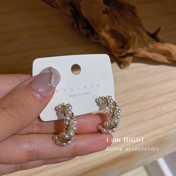925 silver needle european and american fashion exaggerated c- shaped winding pearl earrings retro trendy grace earrings petite eardrop wom, Golden
925 silver needle european and american fashion exaggerated c- shaped winding pearl earrings retro trendy grace earrings petite eardrop wom, Golden