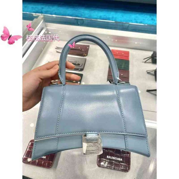 2022ss designer balencigas's handbag women's bag hourglass embossed smooth leather one shoulder messenger crossbody
2022ss designer balencigas's handbag women's bag hourglass embossed smooth leather one shoulder messenger crossbody