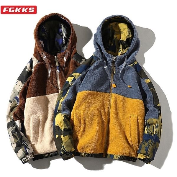 fgkks brand men's jackets plush fabric men warm jacket fashion comfortable thick camouflage sleeve patchwork jackets male 201127, Black;brown
fgkks brand men's jackets plush fabric men warm jacket fashion comfortable thick camouflage sleeve patchwork jackets male 201127, Black;brown