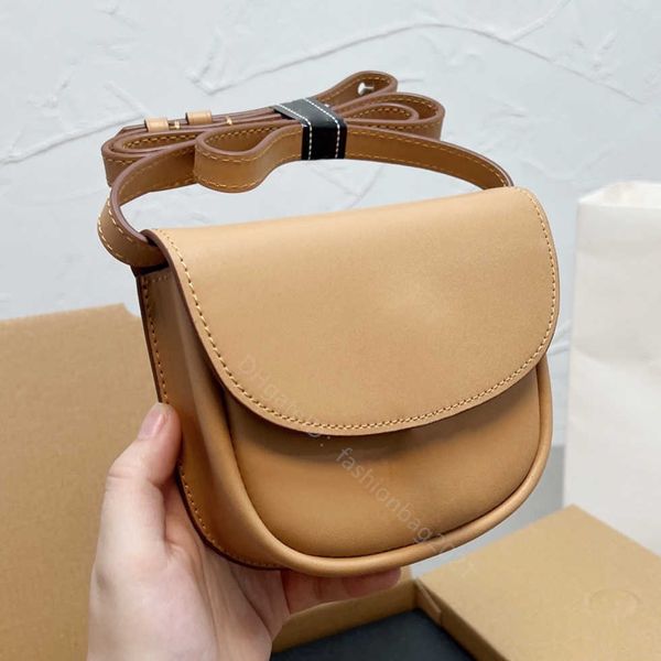 genuine leather drew bags luxury designer handbags saddle wallets new fashion lady shoulder cross body women mini totes
genuine leather drew bags luxury designer handbags saddle wallets new fashion lady shoulder cross body women mini totes