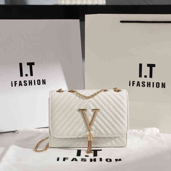 bag women 2022 fashion korean women's summer diagonal one shoulder lipstick mobile phone
bag women 2022 fashion korean women's summer diagonal one shoulder lipstick mobile phone