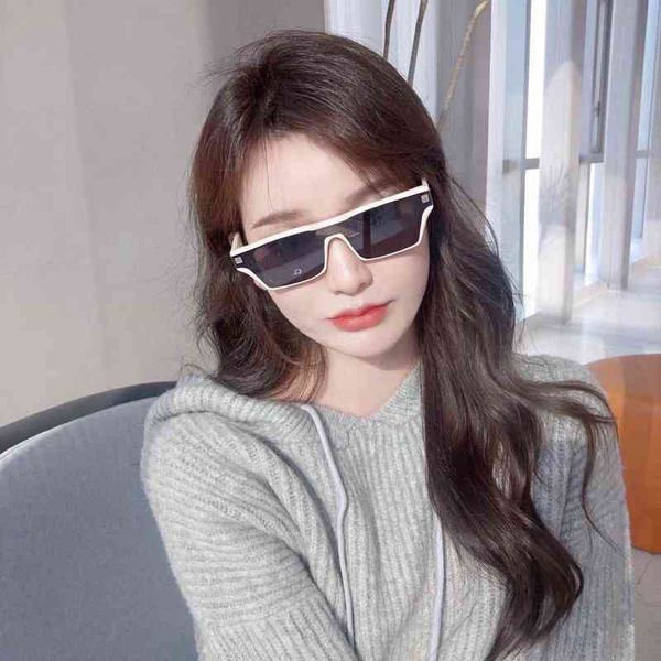 2022 new d family personalized small frame and the same fashion box sunglasses trend vintage eyeglasses leisure, White;black
2022 new d family personalized small frame and the same fashion box sunglasses trend vintage eyeglasses leisure, White;black