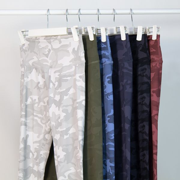 seamless camo print yoga leggings for women high waist stretchy gym fitness pants tights push-up sporting bottoms 2023 sell, Black
seamless camo print yoga leggings for women high waist stretchy gym fitness pants tights push-up sporting bottoms 2023 sell, Black