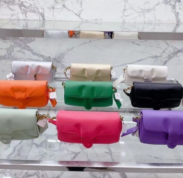 womens shoulder bag c-shaped pu leather clutch handbag ladies metal flap chain letter plain handbags detachable belt strap
womens shoulder bag c-shaped pu leather clutch handbag ladies metal flap chain letter plain handbags detachable belt strap