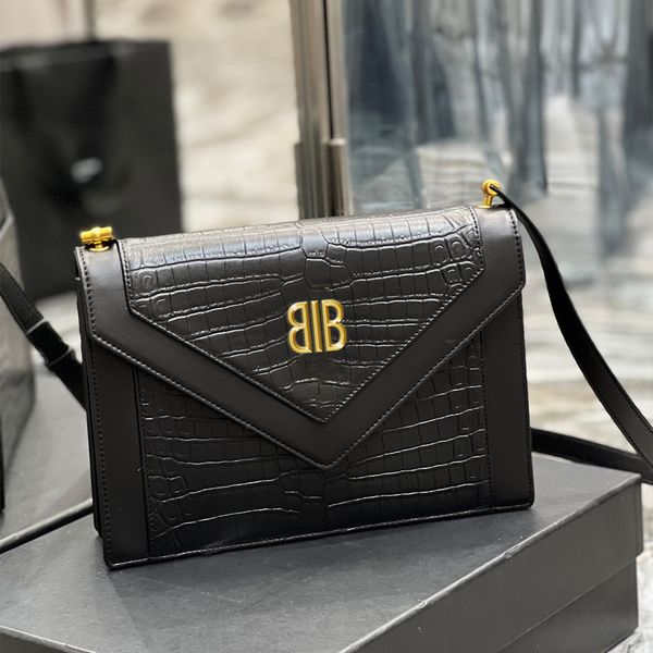 designer bag women chain crossbody fashion leather quilted texture envelope handbags 26cm
designer bag women chain crossbody fashion leather quilted texture envelope handbags 26cm