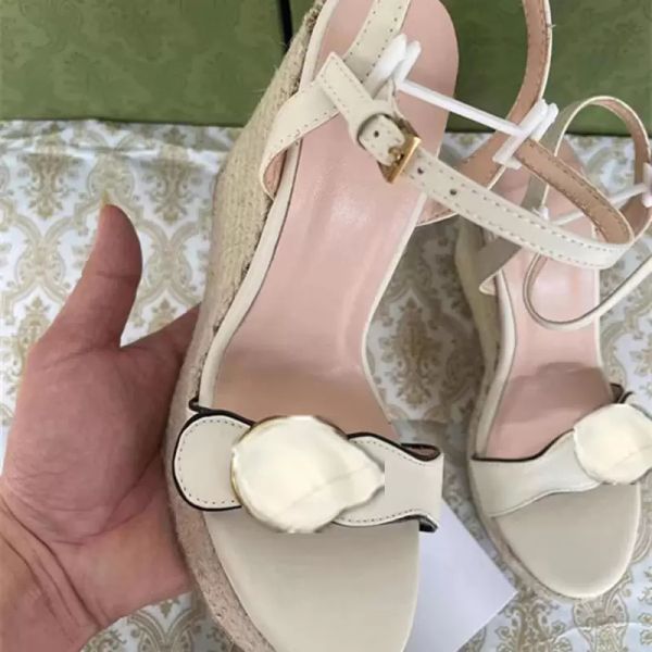aaa summer designer brand red shoes women wedge sandals wedges ladies high heels ankle strap sandals thick bottom casual shoes size eu35-41, Black
aaa summer designer brand red shoes women wedge sandals wedges ladies high heels ankle strap sandals thick bottom casual shoes size eu35-41, Black