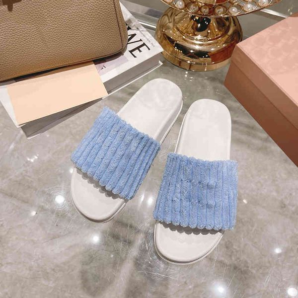 slippers 2022 new style slippers sandals non-slip soft bottom fashion plush surface slipper women wear beach flip-flops 220616, Black
slippers 2022 new style slippers sandals non-slip soft bottom fashion plush surface slipper women wear beach flip-flops 220616, Black