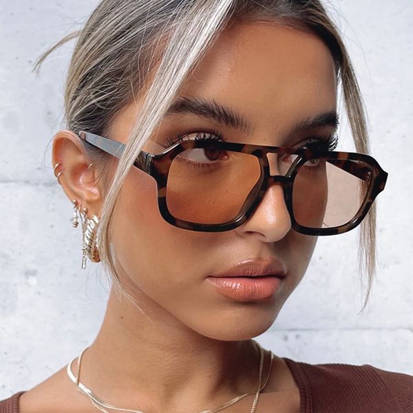 round vintage sunglass women 2022 fashion dign retro brand sunglass female lady double bri digner oculos de sol, White;black
round vintage sunglass women 2022 fashion dign retro brand sunglass female lady double bri digner oculos de sol, White;black
