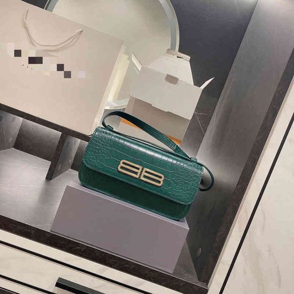 designer luxury b bags trend women handbags balencaigs family b women's bag classic combination of crocodile pattern and hourglass
designer luxury b bags trend women handbags balencaigs family b women's bag classic combination of crocodile pattern and hourglass