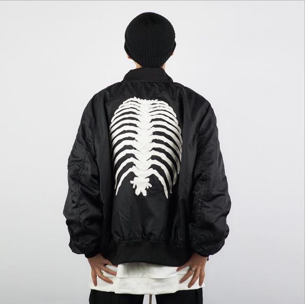 skeleton patch embroidery jacket men spring autumn air force jacket high street loose jackets coat man casual casaco w395, Black;brown
skeleton patch embroidery jacket men spring autumn air force jacket high street loose jackets coat man casual casaco w395, Black;brown