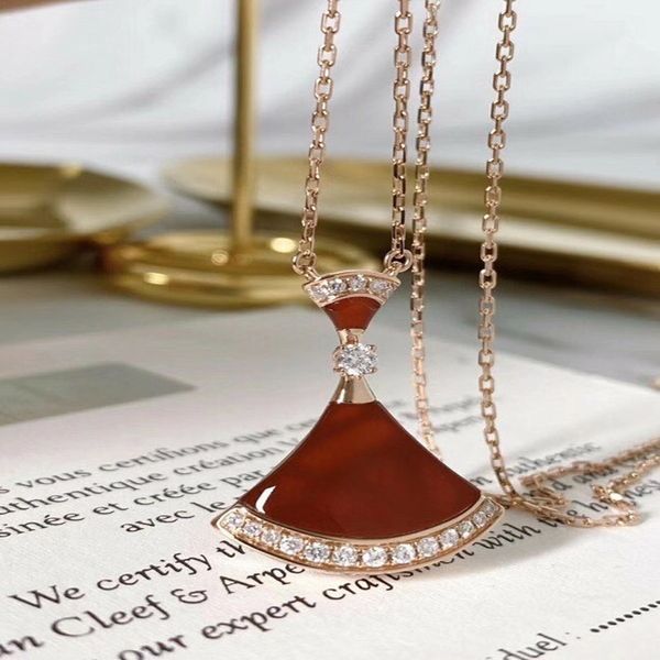 trendy pendant necklaces luxury classic fan designer rose gold full diamond carnelian jewelry fashion ladies valentine's day gift, Silver
trendy pendant necklaces luxury classic fan designer rose gold full diamond carnelian jewelry fashion ladies valentine's day gift, Silver