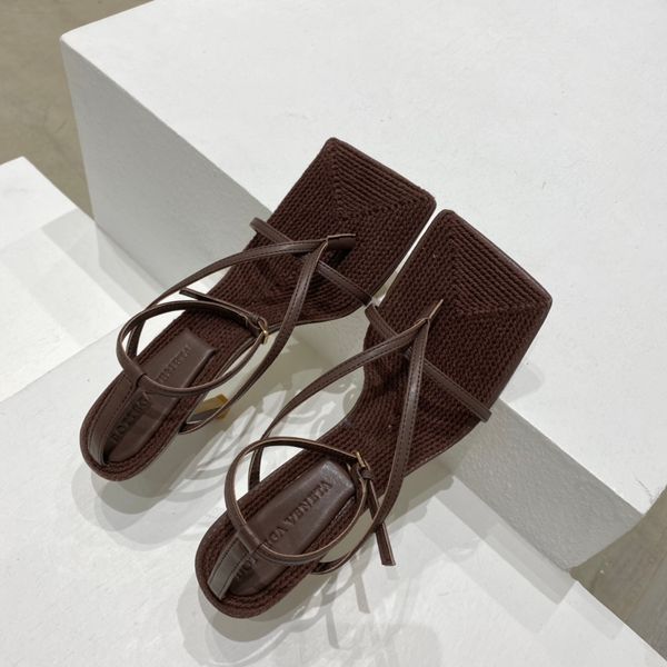 designer sandals slippers slides foam runners women shoes sliders solid color genuine middle heel leather brand logo comfort fashion size 34, Black
designer sandals slippers slides foam runners women shoes sliders solid color genuine middle heel leather brand logo comfort fashion size 34, Black