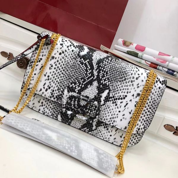 design retro snake leather crossbody bag ladies new hardware chain fashion versatile multifunctional large capacity shoulder bag
design retro snake leather crossbody bag ladies new hardware chain fashion versatile multifunctional large capacity shoulder bag