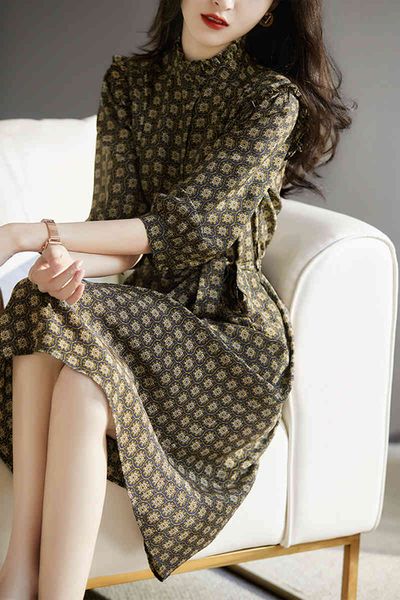 a11 1315 elegant wood ear edge small stand collar mulberry silk print2022 brand fashion design trendy clothing factory direct sales, Black;gray
a11 1315 elegant wood ear edge small stand collar mulberry silk print2022 brand fashion design trendy clothing factory direct sales, Black;gray