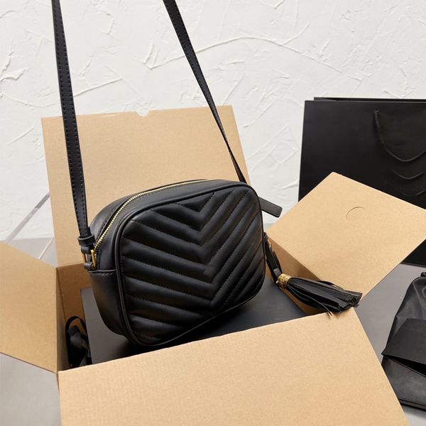mini camera crossbody bag v shaped thread messenger bags solid color women clutch soft leather purse small wallets tassel pouch tassels lett
mini camera crossbody bag v shaped thread messenger bags solid color women clutch soft leather purse small wallets tassel pouch tassels lett