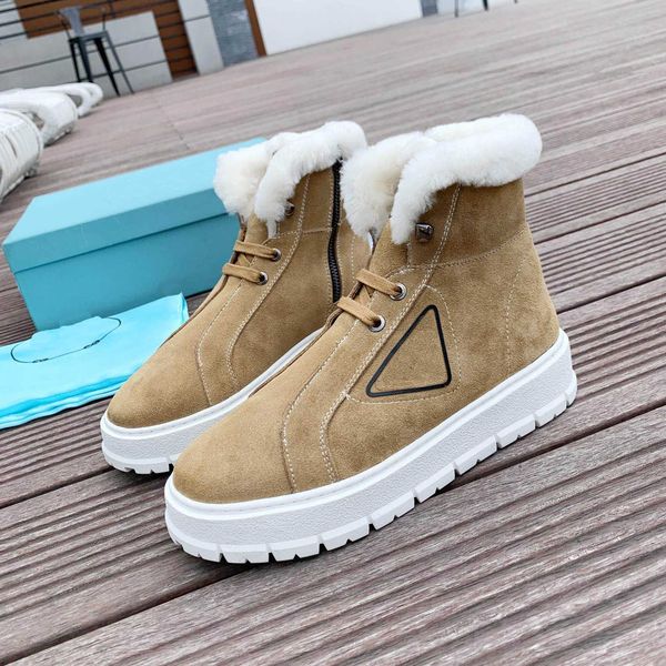 designer wool boots cassetta wheel sneakers fashion suede boot detachable sheepskin coat insole sneaker rubber sole shoes 35-44, Black
designer wool boots cassetta wheel sneakers fashion suede boot detachable sheepskin coat insole sneaker rubber sole shoes 35-44, Black