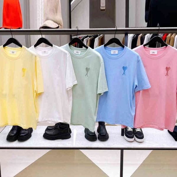version fashion designerhigh love light embroidery short sleeve loose and versatile couple t-shirt style, White
version fashion designerhigh love light embroidery short sleeve loose and versatile couple t-shirt style, White