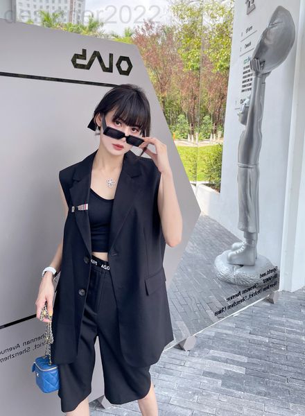 women's hoodies & sweatshirts designer summer sleeveless back split design tang tb three bar breastplate thin suit vest women's co, Black
women's hoodies & sweatshirts designer summer sleeveless back split design tang tb three bar breastplate thin suit vest women's co, Black