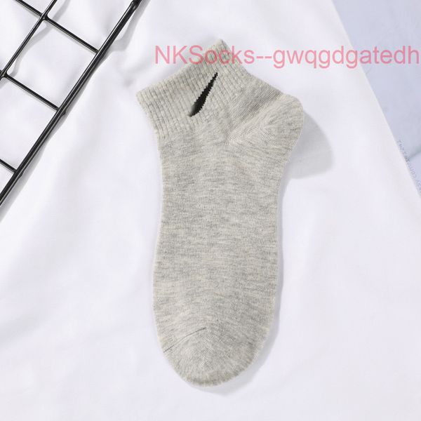 classic men's fashion socks hook brand designer women's leisure lovers' short tube sportsocks luxury women men breathable ver, Black
classic men's fashion socks hook brand designer women's leisure lovers' short tube sportsocks luxury women men breathable ver, Black