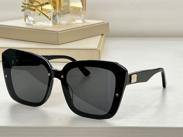 womens sunglasses for women men sun glasses mens 0268 fashion style protects eyes uv400 lens with case, White;black
womens sunglasses for women men sun glasses mens 0268 fashion style protects eyes uv400 lens with case, White;black