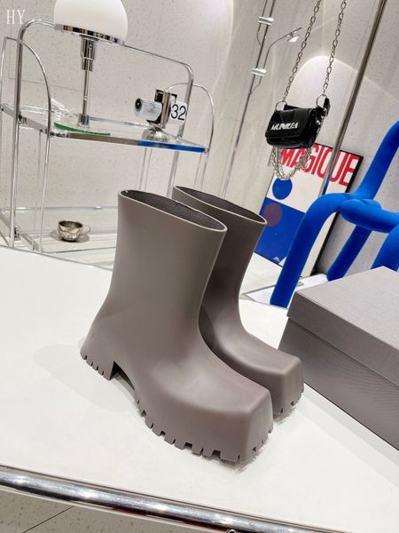 high leather martin ankle chaelsea boots fashion non-slip trooper wave colorful rubber outsole elastic elastic luxe comfort texture size 35-, Black
high leather martin ankle chaelsea boots fashion non-slip trooper wave colorful rubber outsole elastic elastic luxe comfort texture size 35-, Black