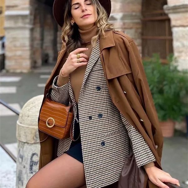 fashion autumn women plaid blazers and jackets work office lady suit slim double breasted business female blazer coat talever 220402, White;black
fashion autumn women plaid blazers and jackets work office lady suit slim double breasted business female blazer coat talever 220402, White;black
