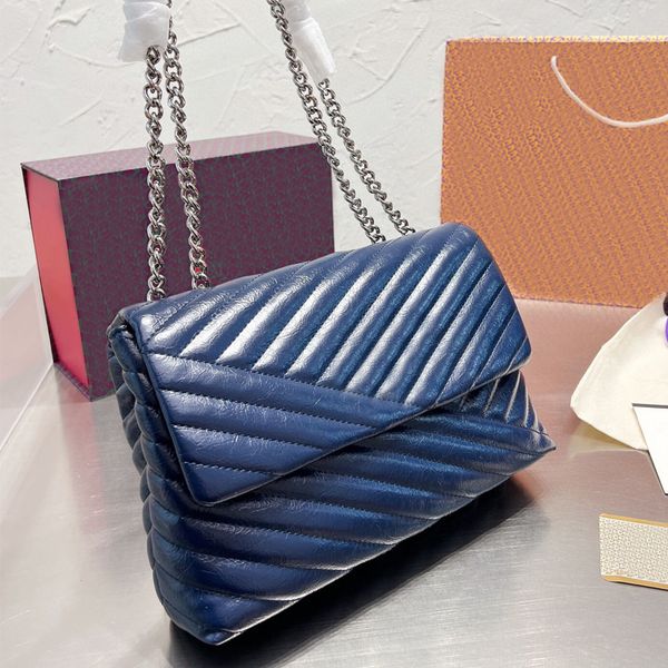 spring summer 2022 soft leather puffer chain bag large tote bag fashion forward gold silver chains shoulder bags cross body colorfast hardwa
spring summer 2022 soft leather puffer chain bag large tote bag fashion forward gold silver chains shoulder bags cross body colorfast hardwa