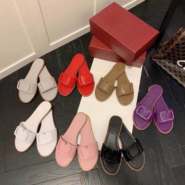 designer v-buckle metal outer wear slippers casual leather one word open toe flat sandals women 35-40, Black
designer v-buckle metal outer wear slippers casual leather one word open toe flat sandals women 35-40, Black