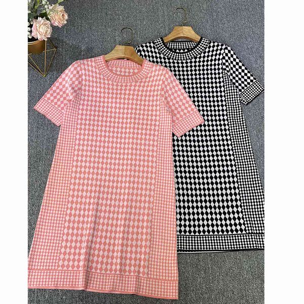 casual dresses mulberry silk geometric dress summer short sleeve round neck pullover loose thin plaid skirt women, Black;gray
casual dresses mulberry silk geometric dress summer short sleeve round neck pullover loose thin plaid skirt women, Black;gray