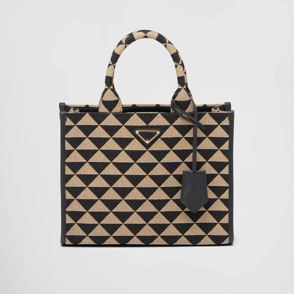 hh designer tote bags ladies triangle symbole jacquard fabric luxurious contrast embroidered leather fashion handy messenger handbag shoulde
hh designer tote bags ladies triangle symbole jacquard fabric luxurious contrast embroidered leather fashion handy messenger handbag shoulde