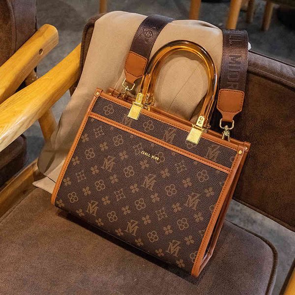 55% off large capacity bag women's new fashion broadband single shoulder messenger summer versatile portable tote handbags luxury desig
55% off large capacity bag women's new fashion broadband single shoulder messenger summer versatile portable tote handbags luxury desig