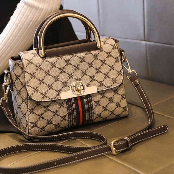 bags purses pattern sling one shoulder messenger mobile phone mature temperament small square bag female mother
bags purses pattern sling one shoulder messenger mobile phone mature temperament small square bag female mother