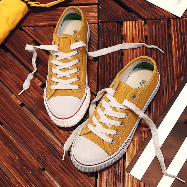 new men brand sneakers shoes casual sports basketball shoes trainer running leather skateboard jogging sports shoes run huarache 220329
new men brand sneakers shoes casual sports basketball shoes trainer running leather skateboard jogging sports shoes run huarache 220329