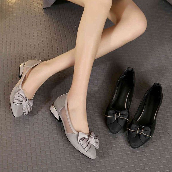 dress shoes 22 mesh flat shoes women's single middle-aged pointed big size old soft bottom breathable bowknot versatile v0s7, Black
dress shoes 22 mesh flat shoes women's single middle-aged pointed big size old soft bottom breathable bowknot versatile v0s7, Black