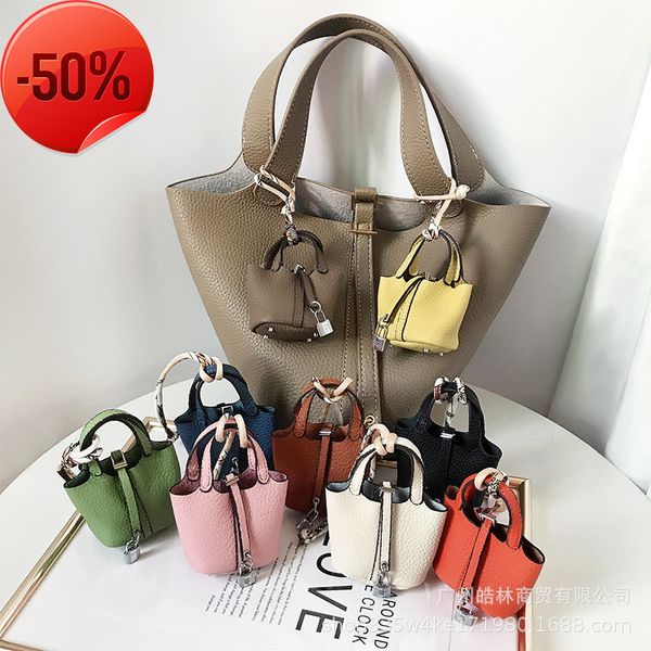 the factory directly the factory directly h family genuine leather vegetable basket creative earphone car charter key cowhide mini bucket ba
the factory directly the factory directly h family genuine leather vegetable basket creative earphone car charter key cowhide mini bucket ba