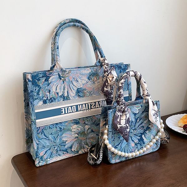 designer bags minority oil painting women's 2022 summer new fashion large capacity single shoulder versatile messenger portable tote 
designer bags minority oil painting women's 2022 summer new fashion large capacity single shoulder versatile messenger portable tote