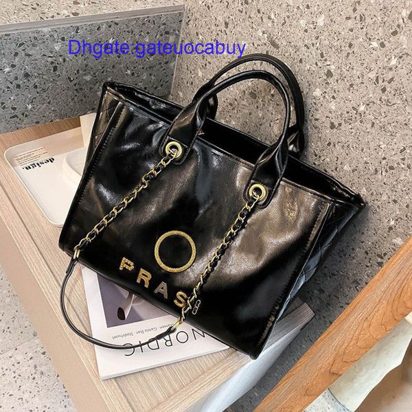 women's classic luxury handbags beach bags brand ch metal badge tote bag designer small mini evening handbag female capacity large leat, Black;red
women's classic luxury handbags beach bags brand ch metal badge tote bag designer small mini evening handbag female capacity large leat, Black;red