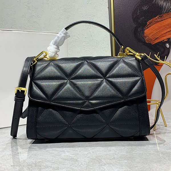 crossbody bag plaid shoulder handbag women handbag messenger bags cowhide leather purse flap wallet thread long strap fashion letter
crossbody bag plaid shoulder handbag women handbag messenger bags cowhide leather purse flap wallet thread long strap fashion letter
