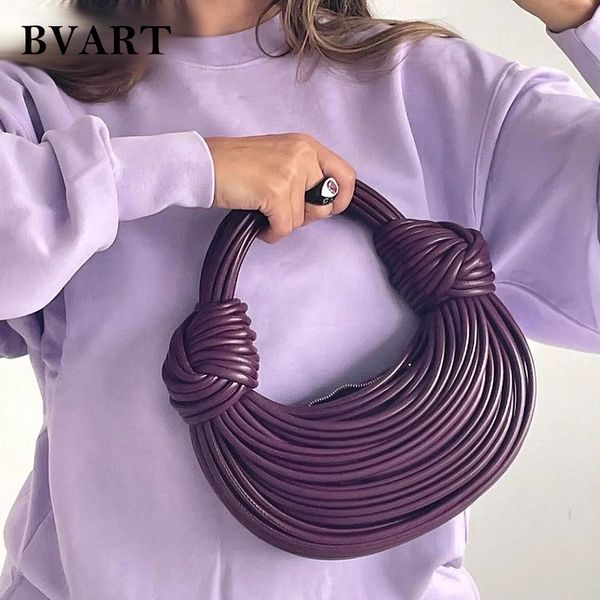 2022 women soft leather knotted jodie windows dumpling bag high-end elegant portable dinner forearm fashion allmatch 220712
2022 women soft leather knotted jodie windows dumpling bag high-end elegant portable dinner forearm fashion allmatch 220712