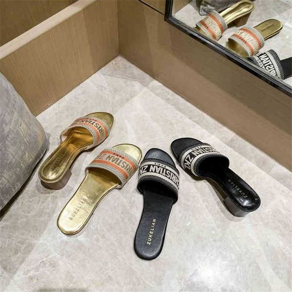 high summer slippers women's one-piece gold thick heel sandals for outdoor wear, Black
high summer slippers women's one-piece gold thick heel sandals for outdoor wear, Black