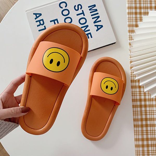 2022 designer slippers women sandals luxury slides oran sandal classic flip flop casual shoes sneakers trainer brand0 1262, Black
2022 designer slippers women sandals luxury slides oran sandal classic flip flop casual shoes sneakers trainer brand0 1262, Black