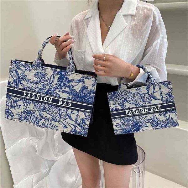 70% factory online sale personality retro european and large capacity style single shoulder bag simple summer printed
70% factory online sale personality retro european and large capacity style single shoulder bag simple summer printed