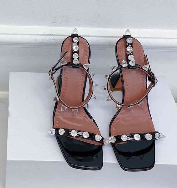 sandals summer style cowhide square head with exposed toe water drop glass bead fashion high-heeled sandals for women, Black
sandals summer style cowhide square head with exposed toe water drop glass bead fashion high-heeled sandals for women, Black