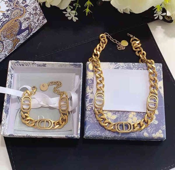 2022 factory wholesale new di home pig nose necklace female neck chain bracelet old geometry, Silver
2022 factory wholesale new di home pig nose necklace female neck chain bracelet old geometry, Silver