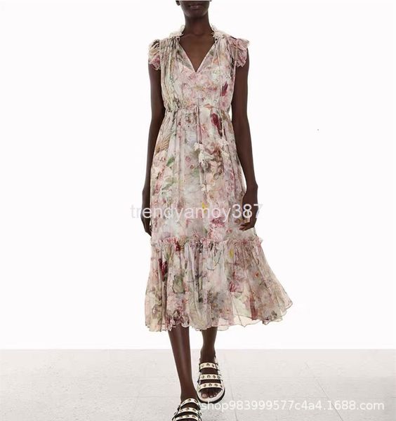 casual dresses z family elegant holiday style flower print v-neck long dress with suspender in shenzhen, Black;gray
casual dresses z family elegant holiday style flower print v-neck long dress with suspender in shenzhen, Black;gray