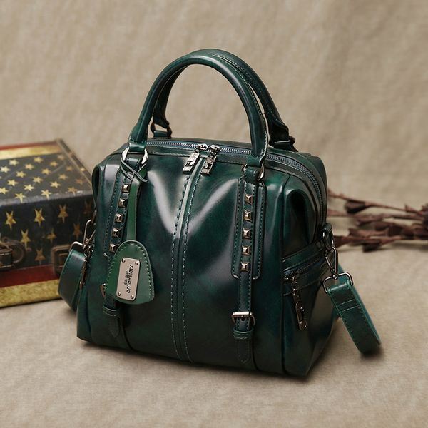 new vintage genuine leather oil wax luxury handbags women bags designer modis shoulder messenger bag famous brand neutral female
new vintage genuine leather oil wax luxury handbags women bags designer modis shoulder messenger bag famous brand neutral female