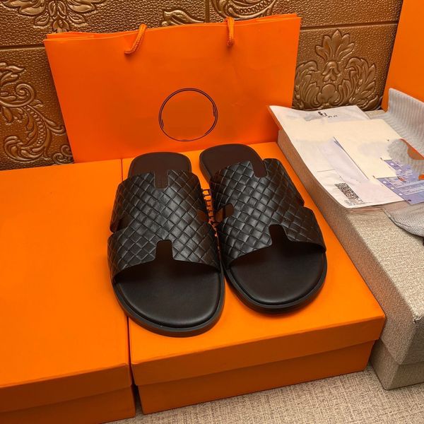 2022 new men flip flops sandals designer slides summer fashion luxury flat sandals mklaass003, Black
2022 new men flip flops sandals designer slides summer fashion luxury flat sandals mklaass003, Black