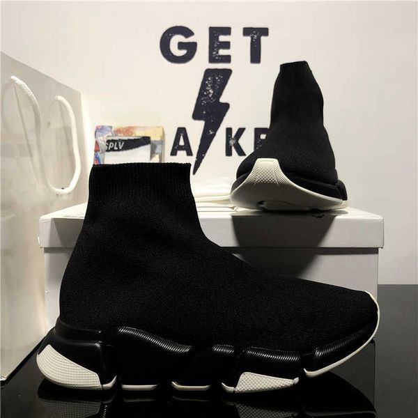 luxury brand designer men women socks shoes paris knitting mesh speed 2.0 runner sock boots high platform black white slip on
luxury brand designer men women socks shoes paris knitting mesh speed 2.0 runner sock boots high platform black white slip on
